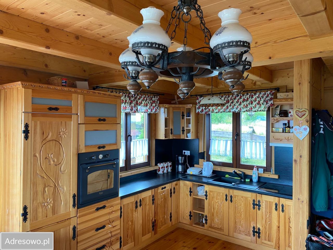 dom wolnostojący, 4 pokoje Zawadka. Zdjęcie 8