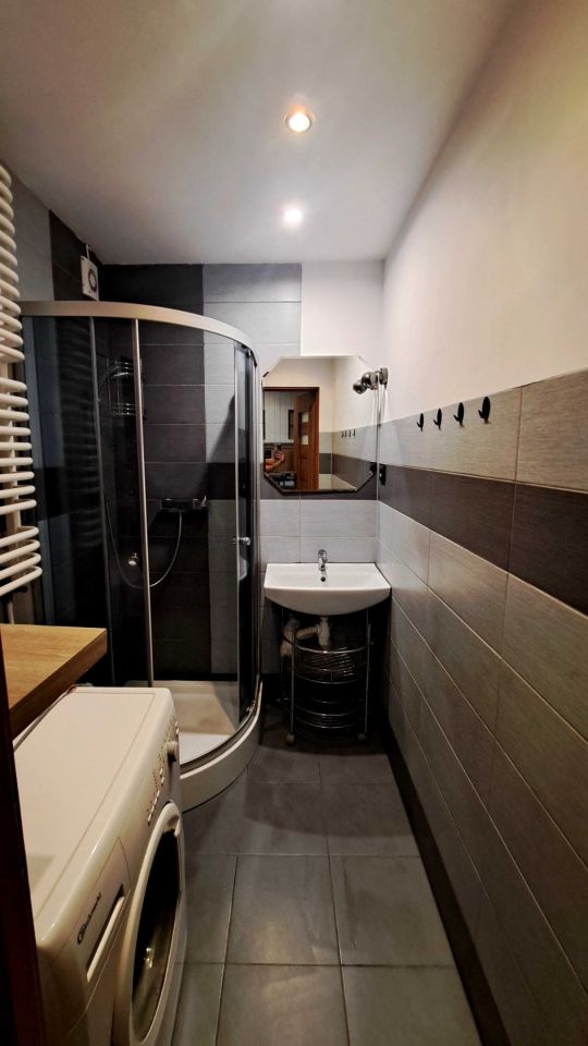 Mieszkanie 3-pokojowe Osiecznica. Zdjęcie 4