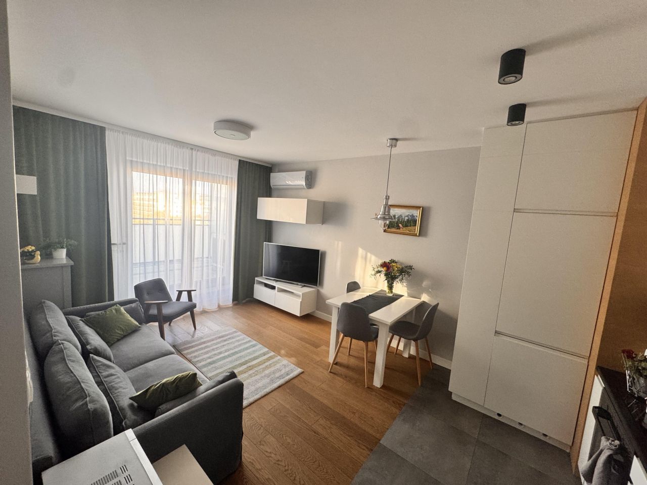 Mieszkanie 3-pokojowe Warszawa Wola, ul. Jana Kazimierza. Zdjęcie 1