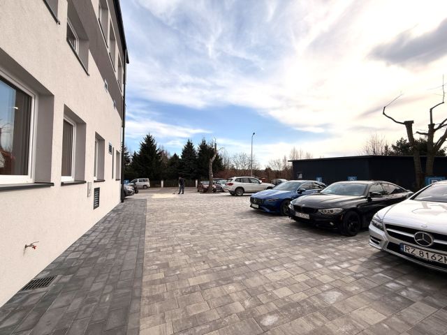 Biuro Rzeszów, al. Armii Krajowej. Zdjęcie 9