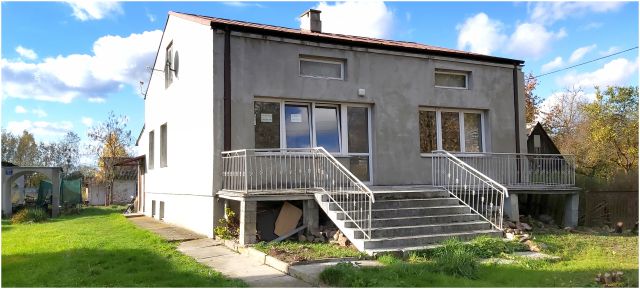 dom wolnostojący, 4 pokoje Sieciechów, ul. Rynek. Zdjęcie 1