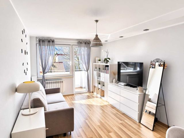 Mieszkanie 2-pokojowe Gdynia Leszczynki, ul. Jana Dantyszka. Zdjęcie 1