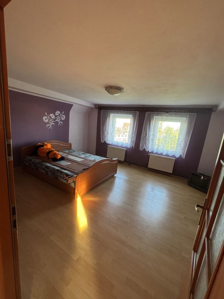 dom wolnostojący, 9 pokoi Kłębanowice. Zdjęcie 4