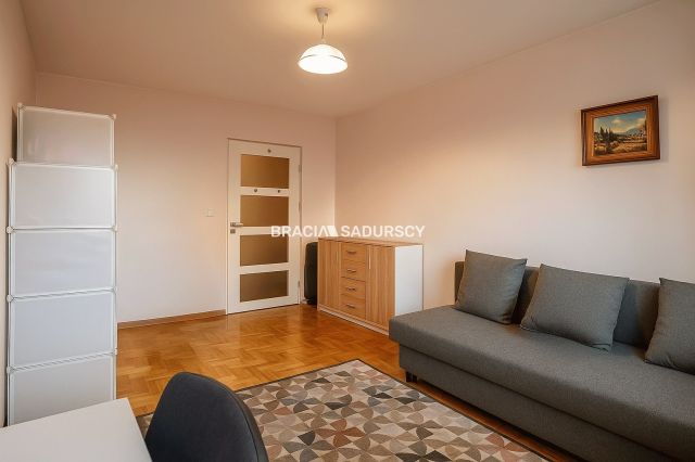 Mieszkanie 4-pokojowe Kraków Mistrzejowice, os. Oświecenia. Zdjęcie 9