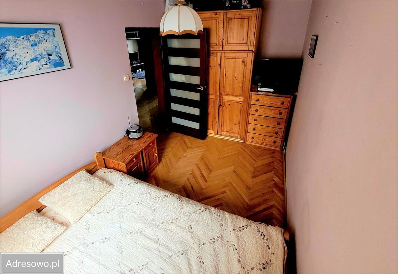 Mieszkanie 3-pokojowe Gdynia Karwiny, ul. Konstantego Ildefonsa Gałczyńskiego. Zdjęcie 2