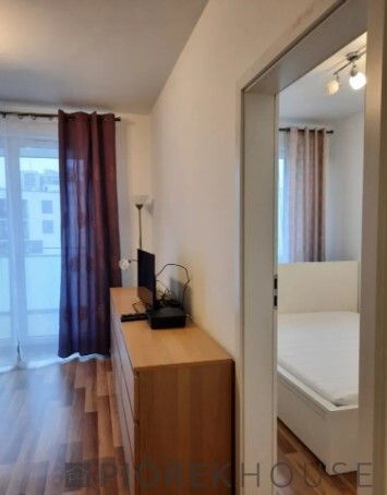 Mieszkanie 2-pokojowe Warszawa Praga-Południe, ul. Jana Nowaka-Jeziorańskiego. Zdjęcie 2