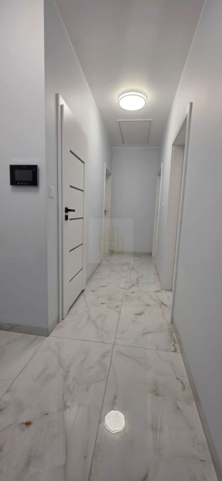 dom wolnostojący, 4 pokoje Osowiec. Zdjęcie 3