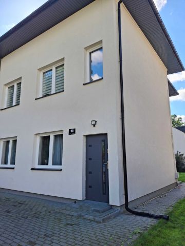 Mieszkanie na sprzedaż, 4 pokoje, 130 m², Kobyłka