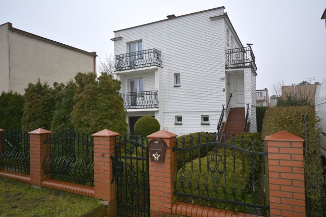 dom wolnostojący, 6 pokoi Kołobrzeg, ul. Wierzbowa. Zdjęcie 1