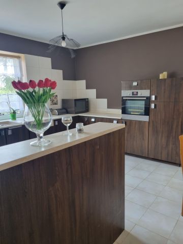 dom wolnostojący, 6 pokoi Osłonin, ul. Myśliwska. Zdjęcie 1