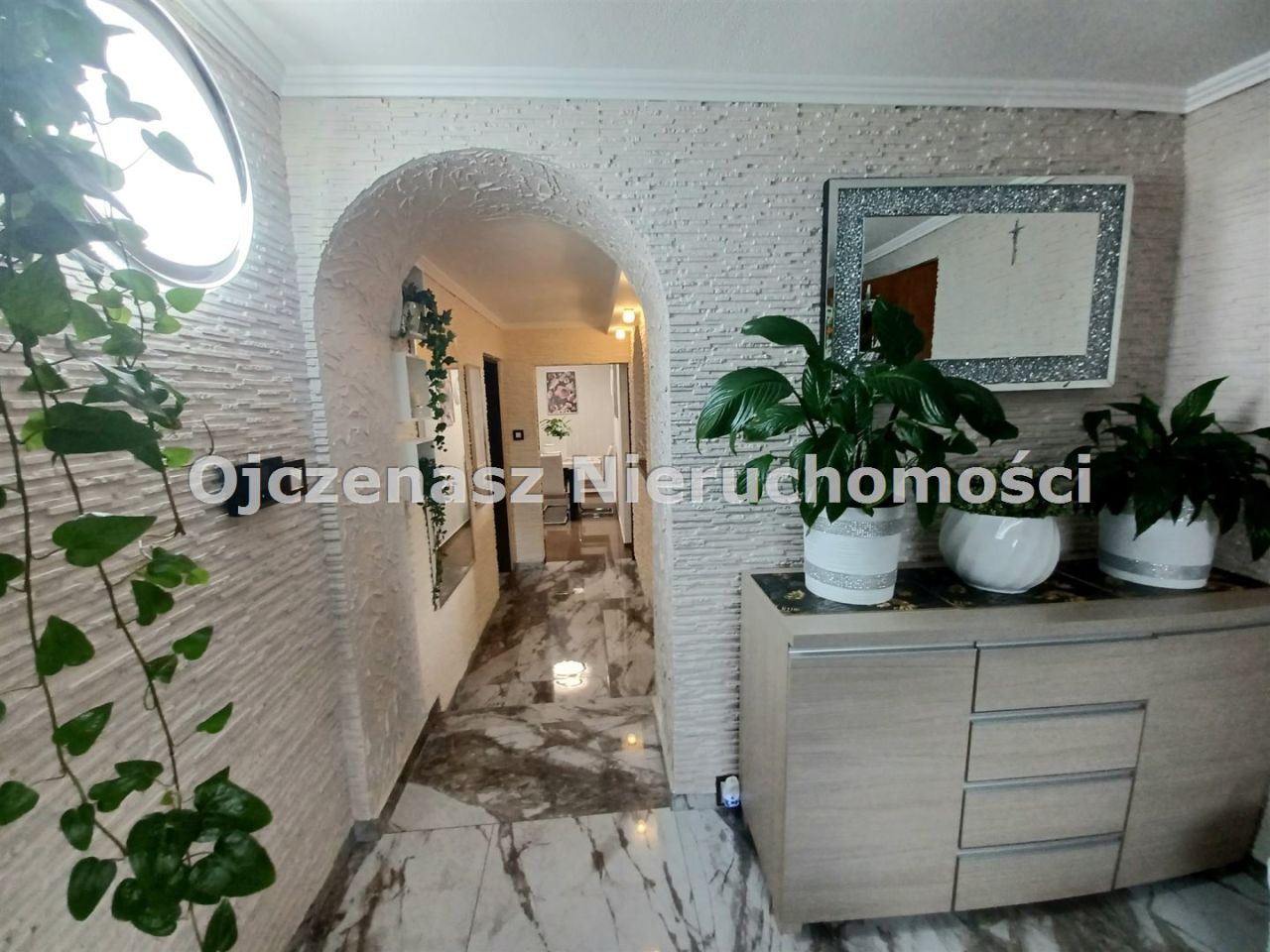 Mieszkanie 3-pokojowe Niemcz. Zdjęcie 13