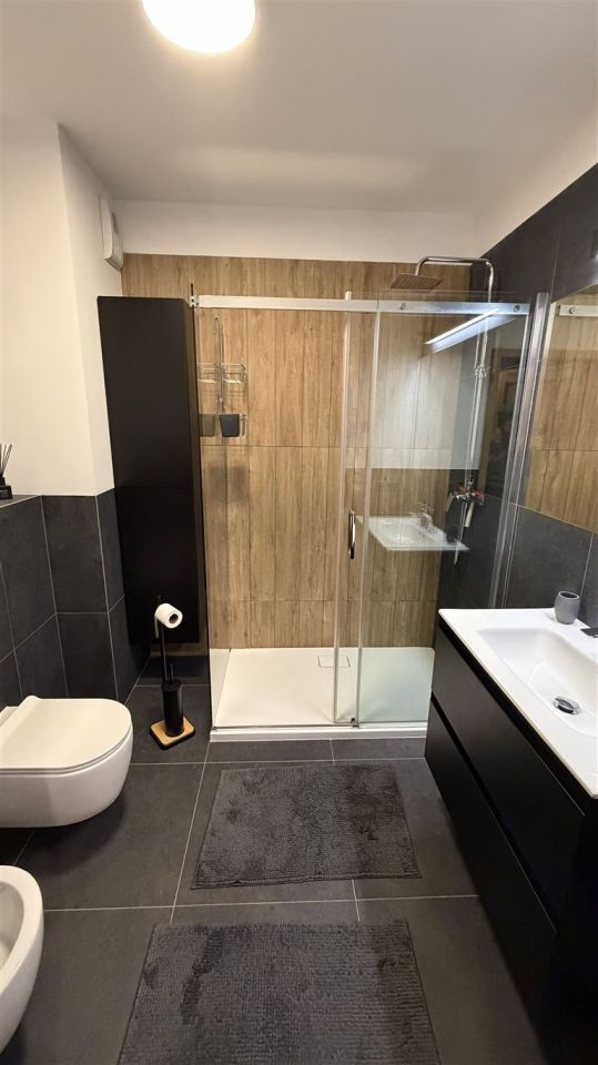 Mieszkanie 3-pokojowe Katowice, ul. Biskupa Tadeusza Szurmana. Zdjęcie 9