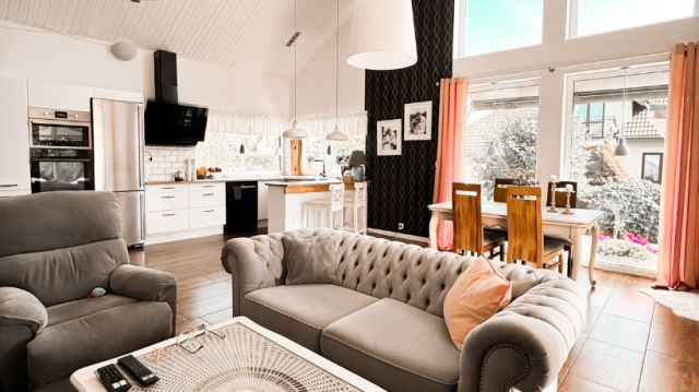 dom wolnostojący, 4 pokoje Kobylnica, ul. Rumiankowa. Zdjęcie 1