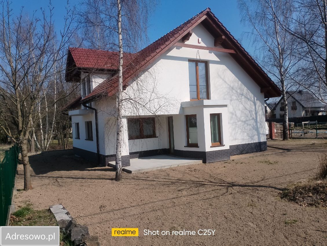 dom wolnostojący, 5 pokoi Rybna. Zdjęcie 2
