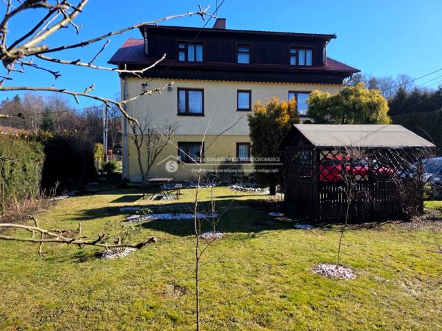 dom wolnostojący, 11 pokoi Ustroń. Zdjęcie 2