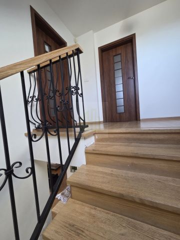 dom wolnostojący, 4 pokoje Chylice-Kolonia, ul. Górnośląska. Zdjęcie 3