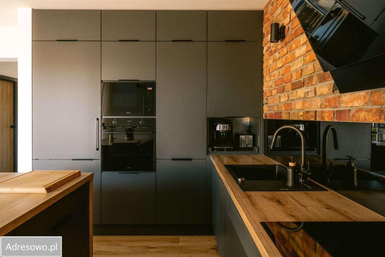 Mieszkanie 4-pokojowe Jelenia Góra Cieplice Śląskie-Zdrój, ul. Walerego Wróblewskiego. Zdjęcie 16