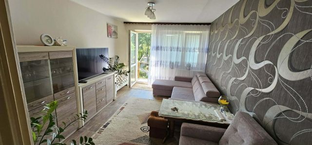 Mieszkanie 3-pokojowe Bełchatów, os. Budowlanych. Zdjęcie 1