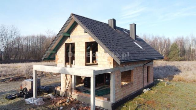dom wolnostojący, 6 pokoi Bucze. Zdjęcie 1