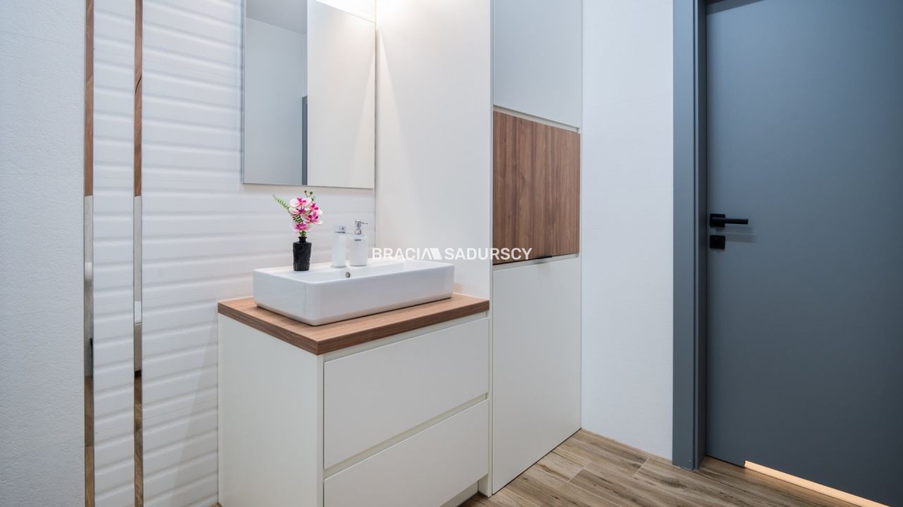 Mieszkanie 3-pokojowe Kraków Skotniki, ul. Antoniego Dobrowolskiego. Zdjęcie 9