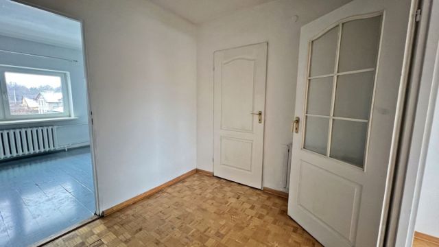 dom wolnostojący, 7 pokoi Sochaczew, ul. Asnyka. Zdjęcie 15