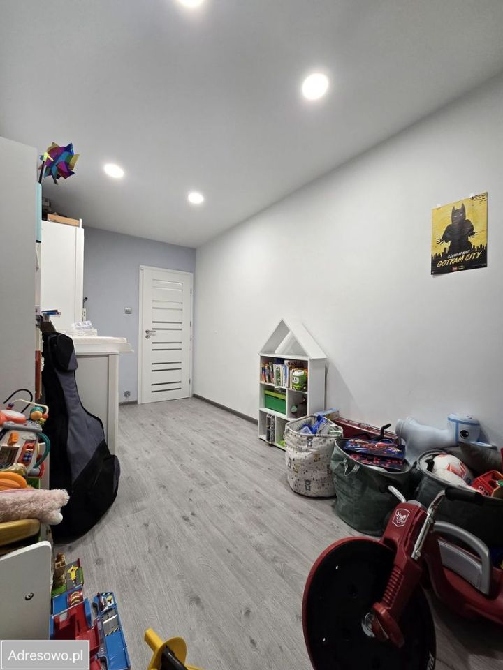 Mieszkanie 3-pokojowe Tarnowskie Góry, ul. Bałkańska. Zdjęcie 3