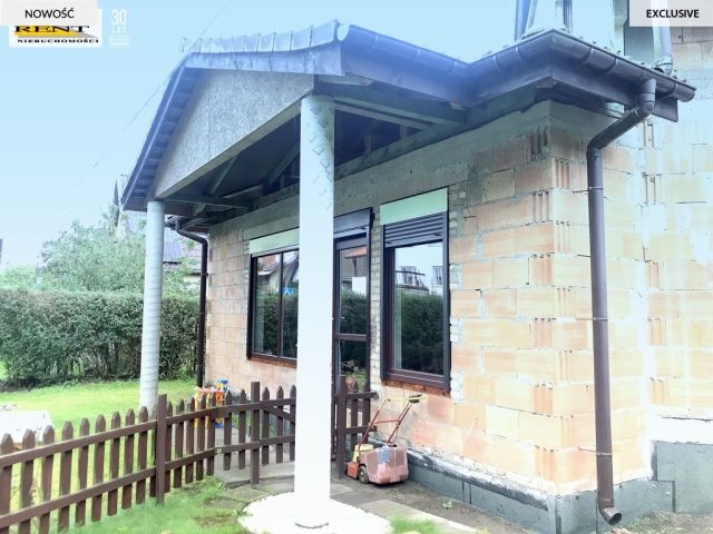 dom wolnostojący, 6 pokoi Police. Zdjęcie 1