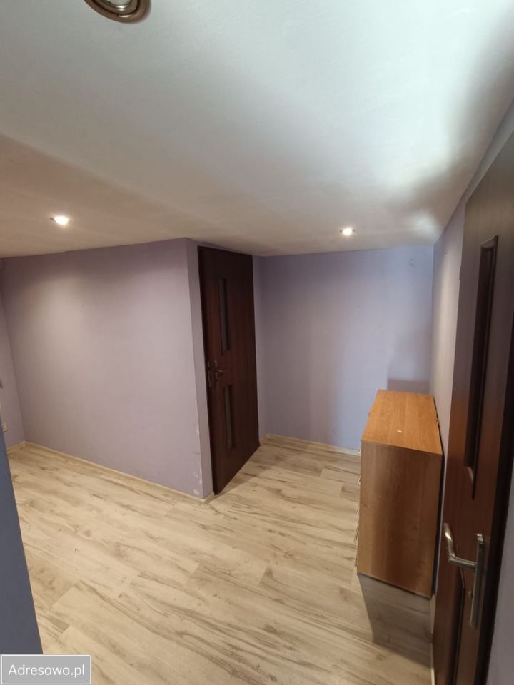 dom wolnostojący, 5 pokoi Godzikowice. Zdjęcie 6