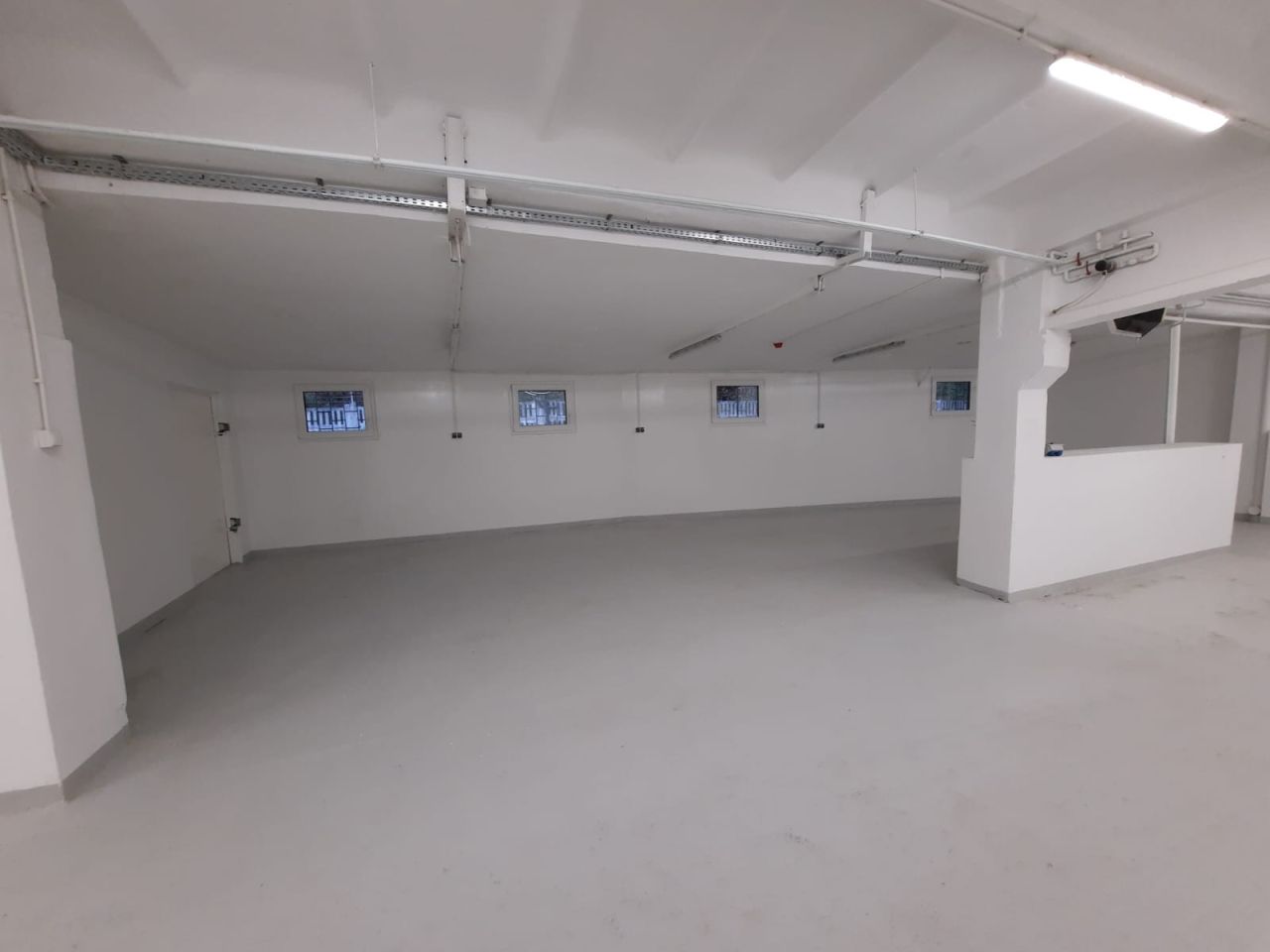 Hala/magazyn Szczecin Golęcino, ul. Dębogórska. Zdjęcie 1