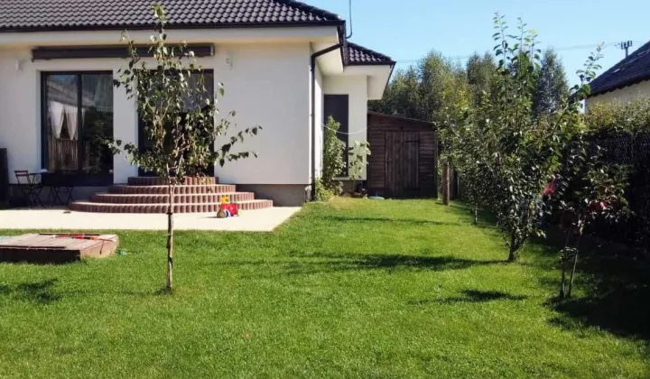 bliźniak, 4 pokoje Mechlin