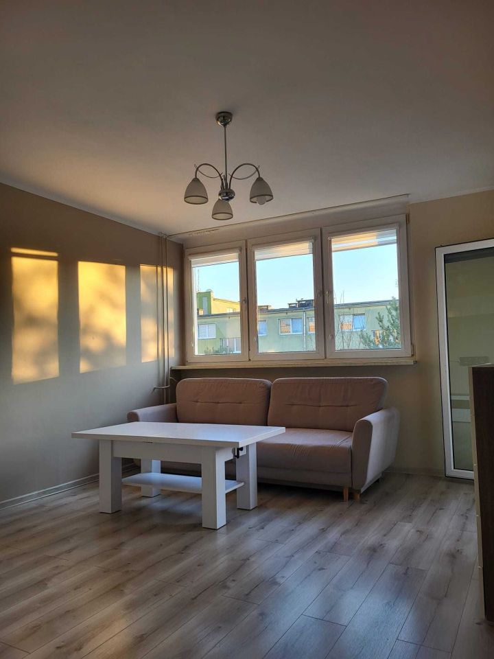 Mieszkanie 4-pokojowe Brzeg Dolny Warzyn, ul. Juliusza Słowackiego. Zdjęcie 8