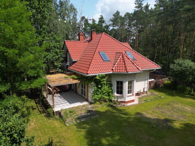 dom wolnostojący, 7 pokoi Chotomów. Zdjęcie 2