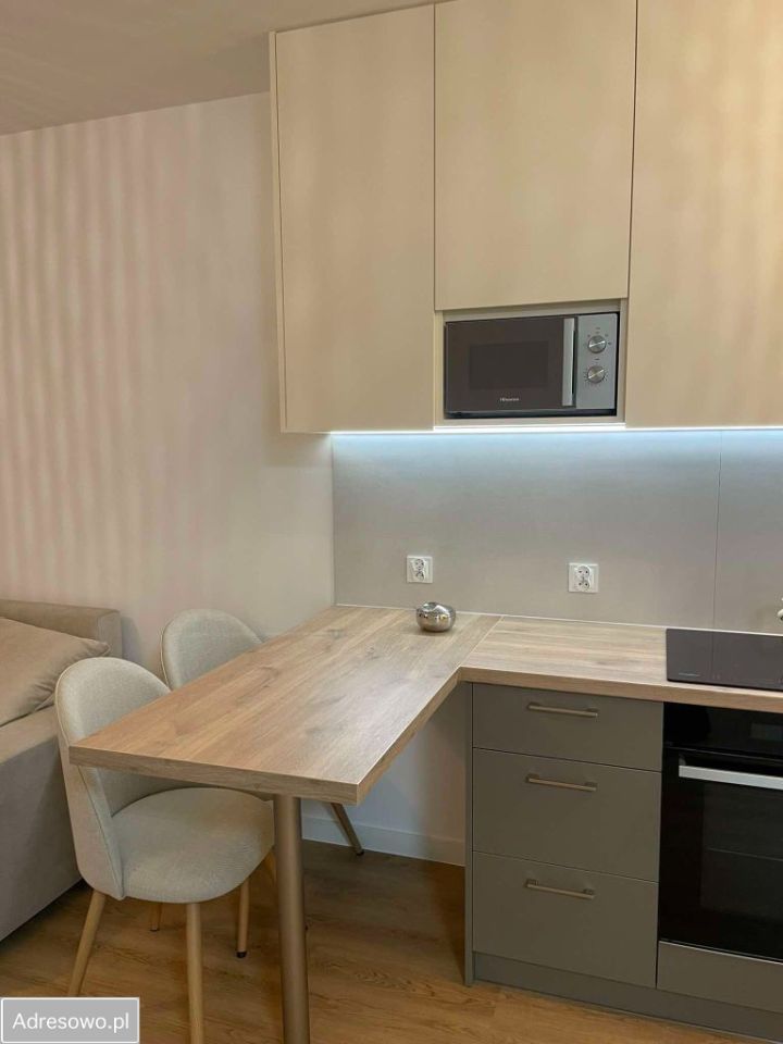 Mieszkanie 2-pokojowe Kowale, ul. Szumilas. Zdjęcie 3