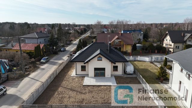 dom wolnostojący, 5 pokoi Skierniewice, ul. Sosnowa. Zdjęcie 3