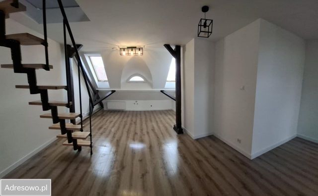 Mieszkanie 3-pokojowe Opole Śródmieście, ul. 1 Maja. Zdjęcie 1