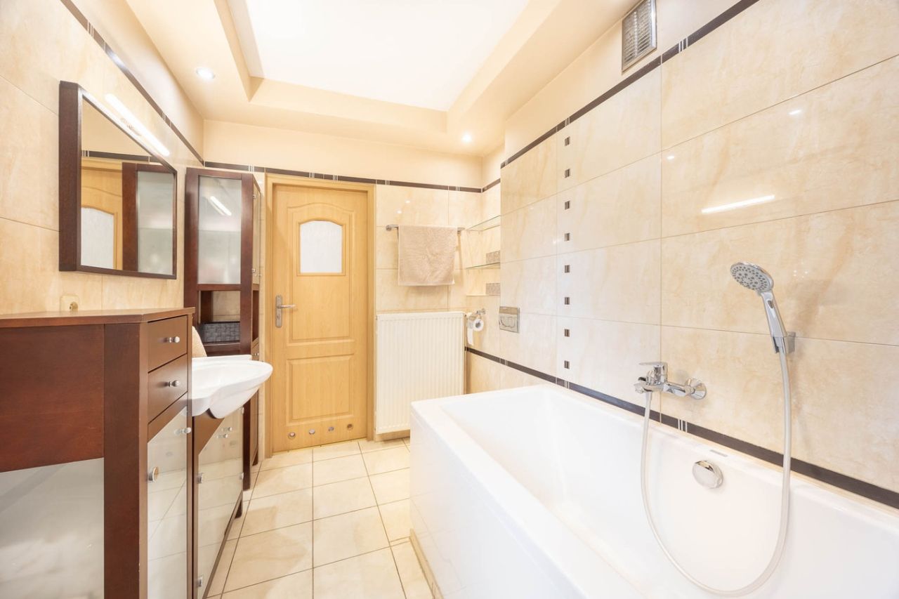 dom wolnostojący, 8 pokoi Wrocław Fabryczna, ul. Świeża. Zdjęcie 7