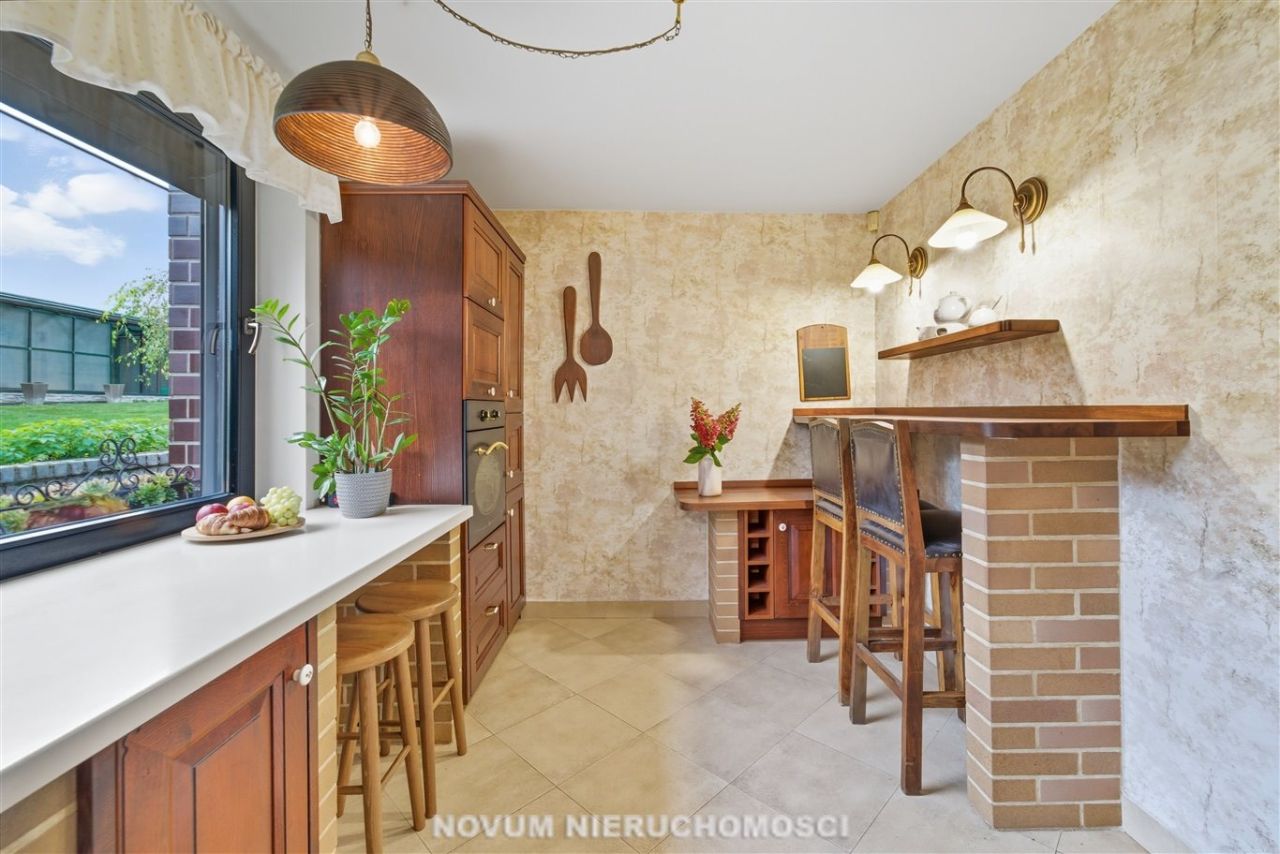 dom wolnostojący, 6 pokoi Tarnowskie Góry. Zdjęcie 12