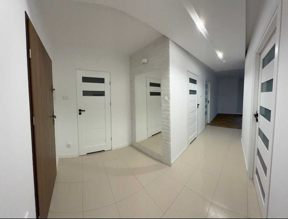 Mieszkanie 3-pokojowe Puławy. Zdjęcie 4