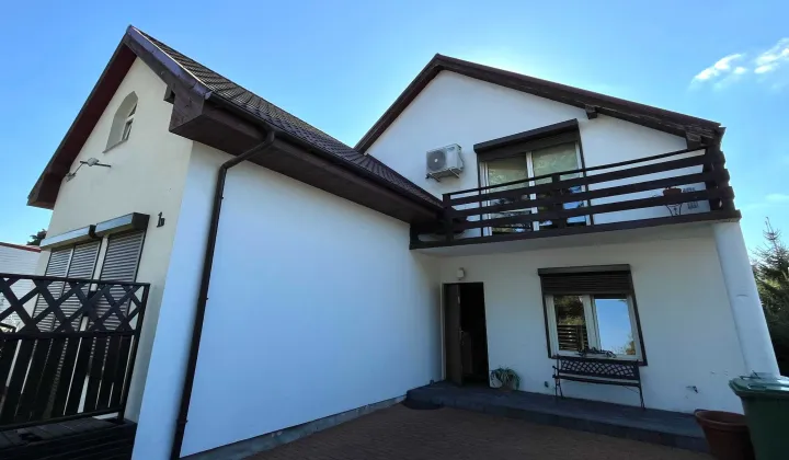 dom wolnostojący Kaźmierz