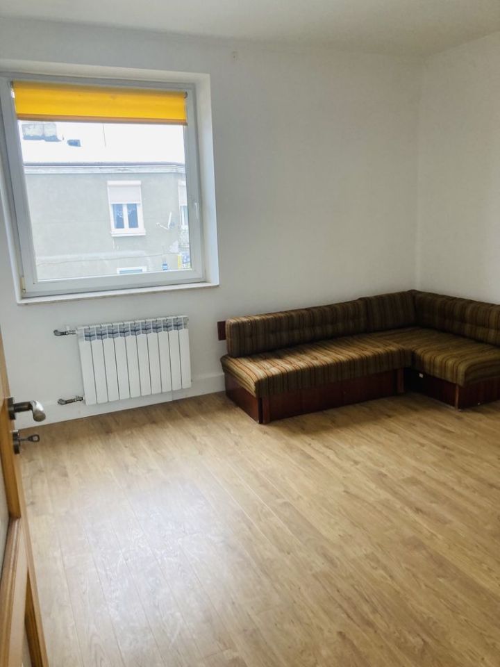 dom wolnostojący, 4 pokoje Piotrków Trybunalski, ul. Sulejowska. Zdjęcie 1