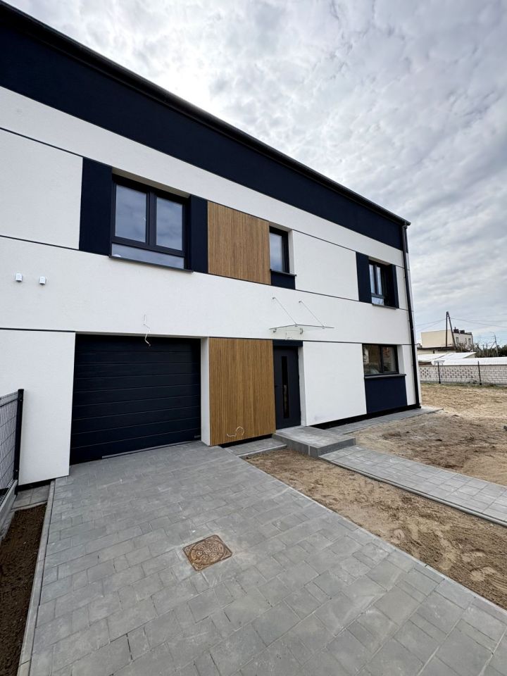 bliźniak, 5 pokoi Koczargi Stare, ul. Jagodowa. Zdjęcie 5