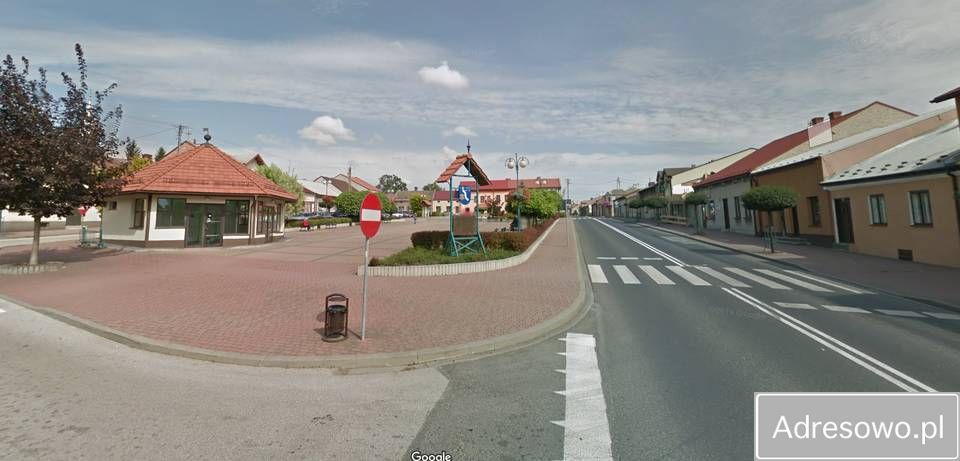 dom wolnostojący, 6 pokoi Koszyce, ul. Rynek. Zdjęcie 2