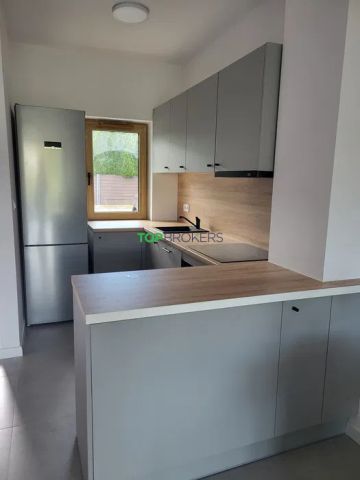 dom szeregowy, 5 pokoi Warszawa Wawer. Zdjęcie 3