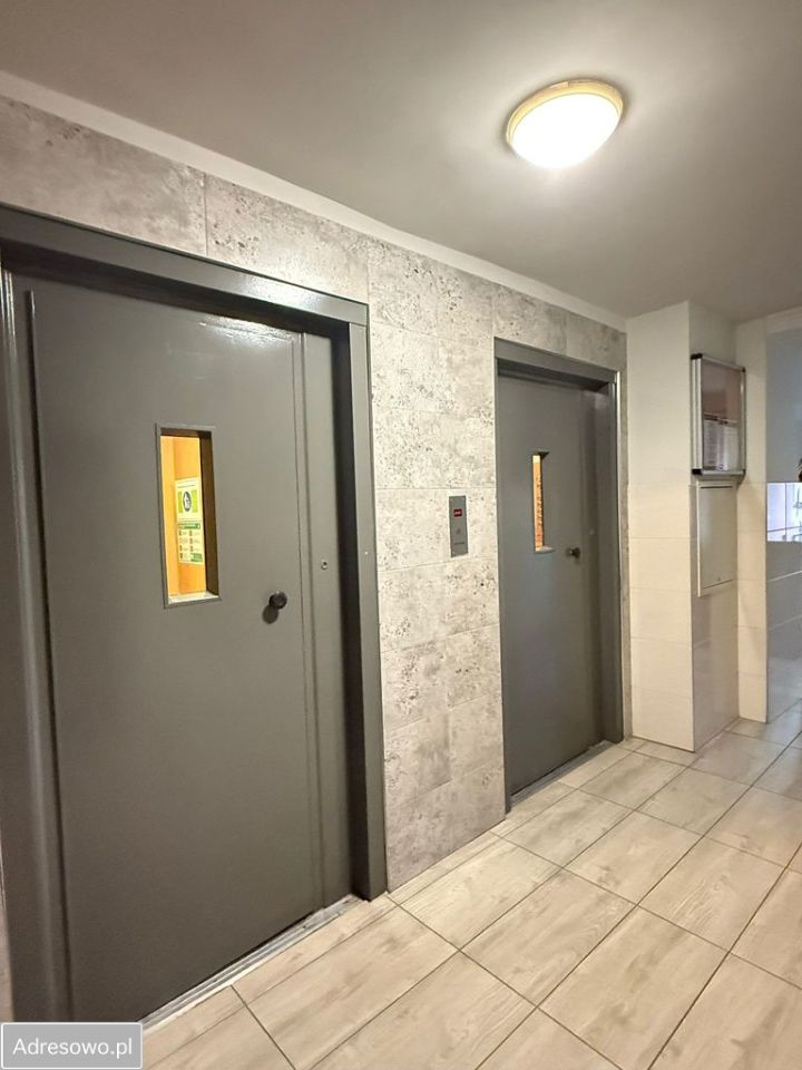 Mieszkanie 3-pokojowe Warszawa Włochy, ul. 1 Sierpnia. Zdjęcie 9