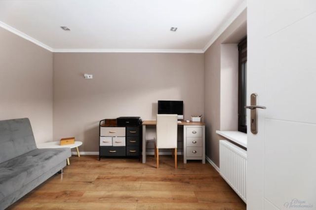 dom wolnostojący, 5 pokoi Juszczyna. Zdjęcie 10