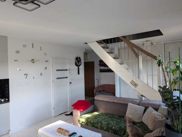 Mieszkanie 3-pokojowe Krzeptów, ul. Jagodowa. Zdjęcie 1