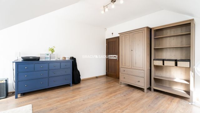 dom wolnostojący, 5 pokoi Bochnia, ul. Wiśnicka. Zdjęcie 12