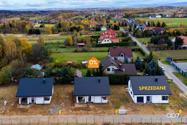 dom wolnostojący, 6 pokoi Czajowice. Zdjęcie 1