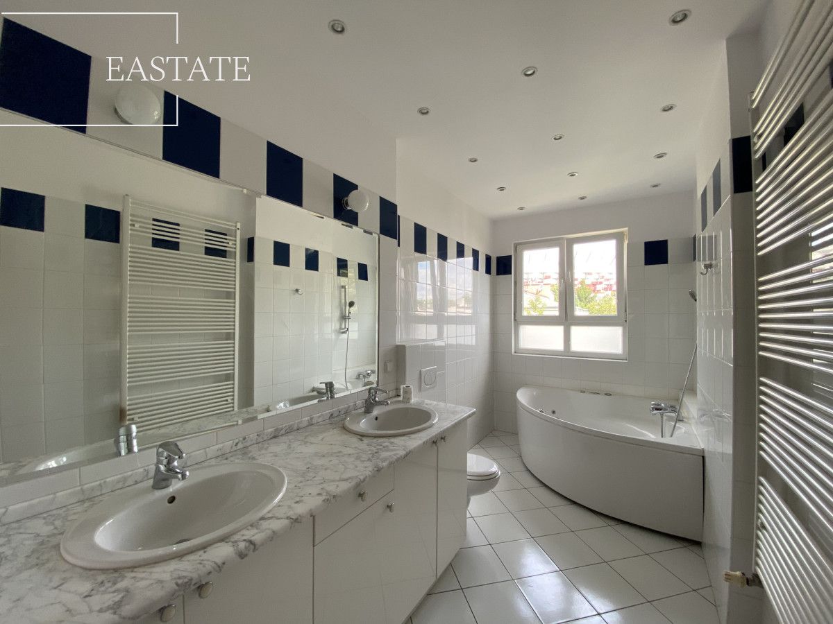 Mieszkanie 5-pokojowe Warszawa Praga, ul. Berezyńska. Zdjęcie 12