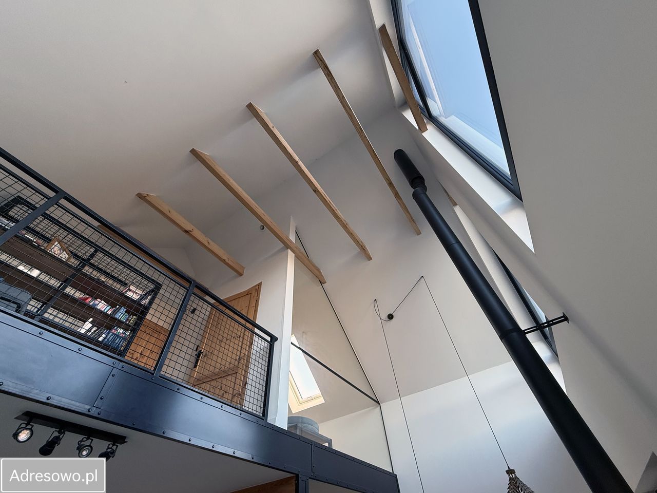 dom wolnostojący, 4 pokoje Polimonie. Zdjęcie 16